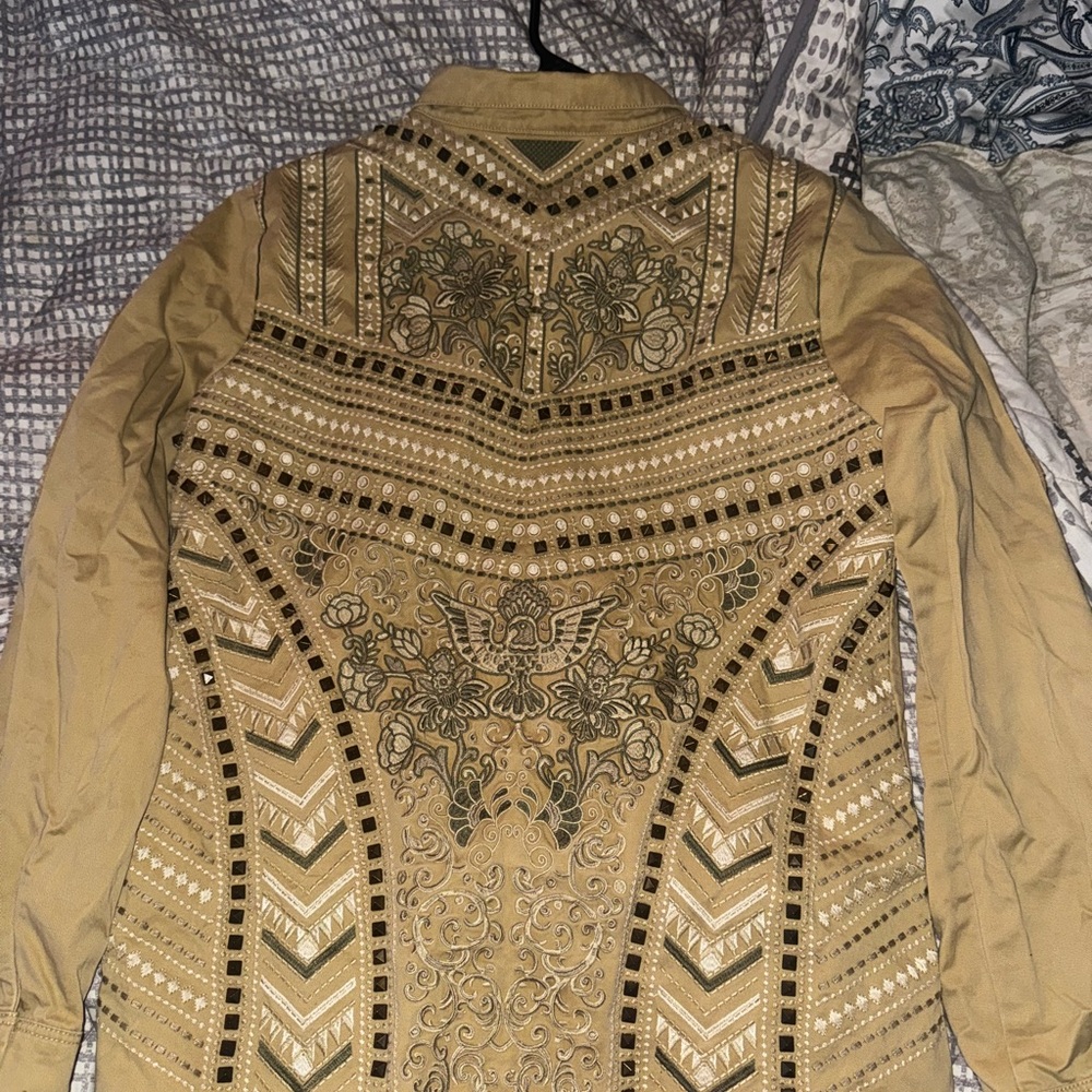 Embroidered Yellow Jacket - Picture 3 of 7